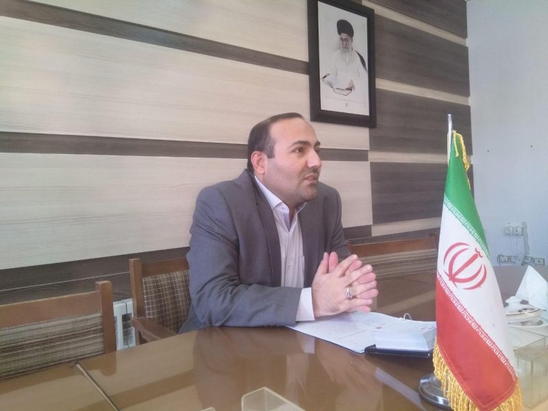 معاون فرماندار سراب عنوان کرد: فرهنگ سازی جهت مقابله با کرونا وظیفه اصلی اصحاب رسانه