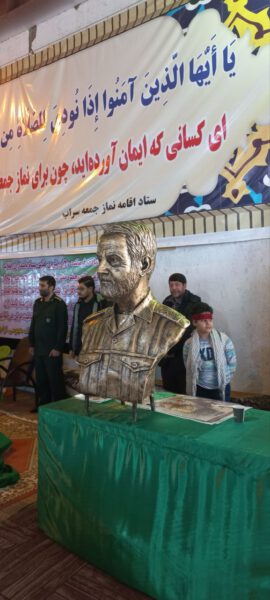 رونمایی از تندیس بزرگ سردار سلیمانی در شهرستان سراب
